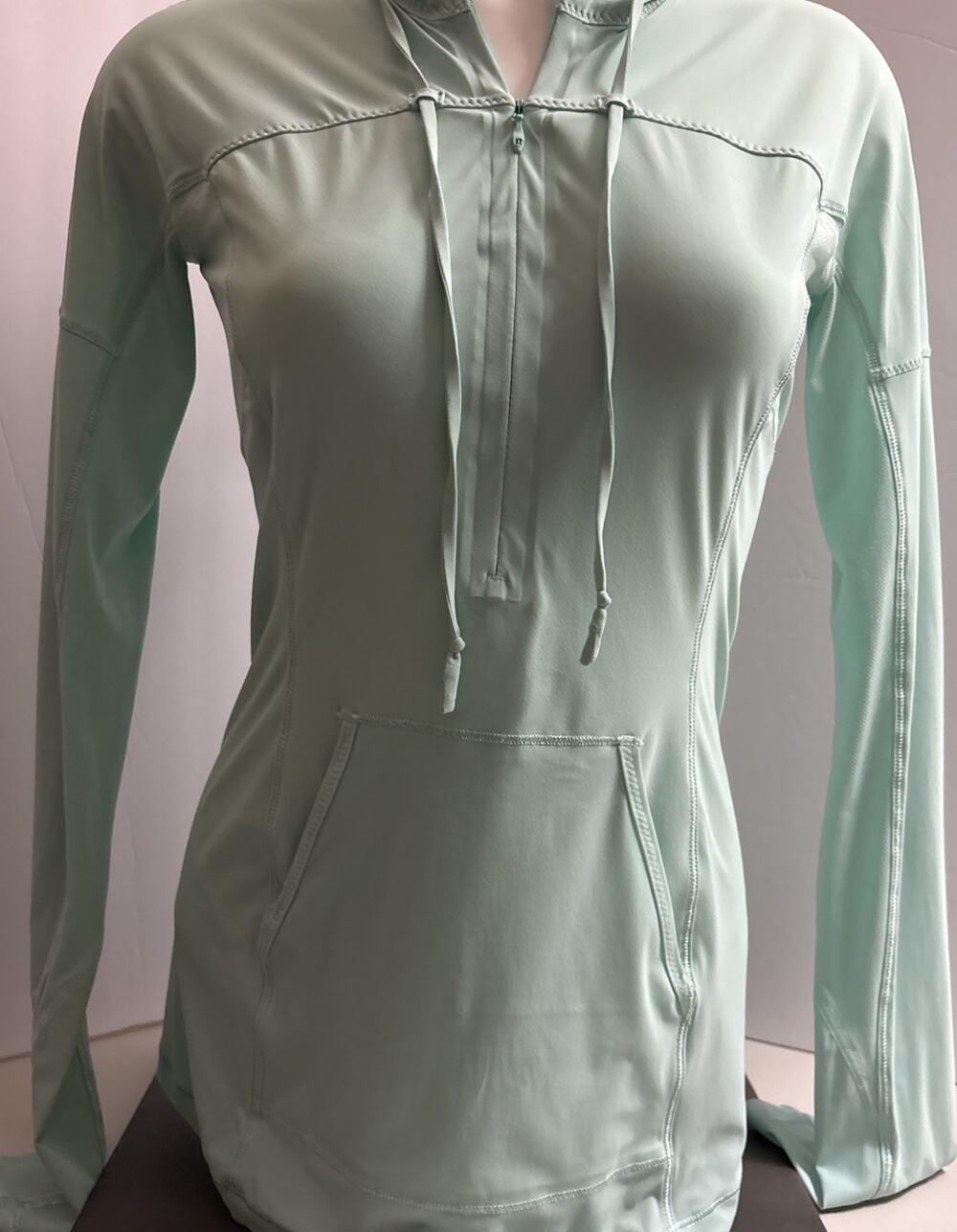 Lululemon Water Bound Hoodie Jacket Light Mint Green, Size 6